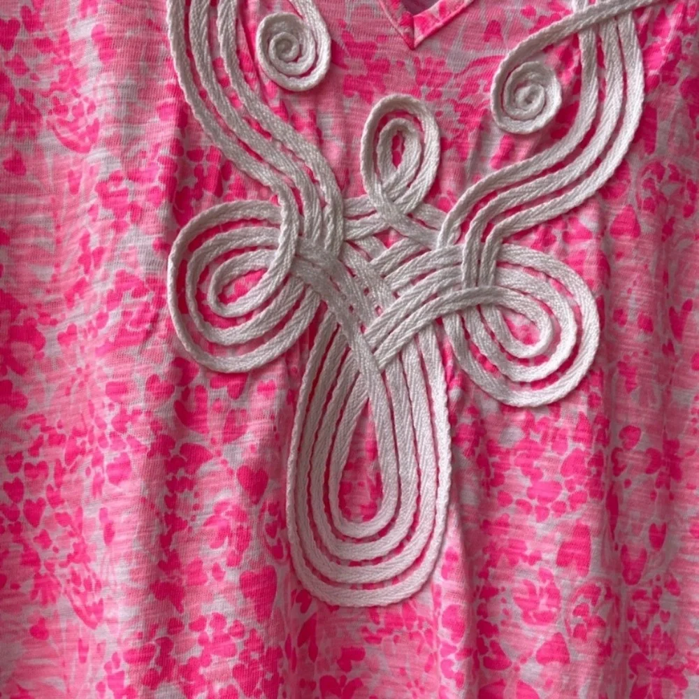 Lilly Pulitzer Pink Floral Tunic with White Embroidery - Picture 3 of 6